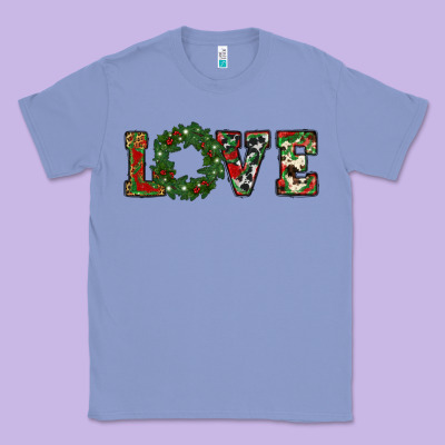 Christmas Love Classic Tee Designed By Ranaportraitstore