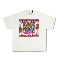 Pistachio race day vibes Urban Heavy Tee - Artiststas