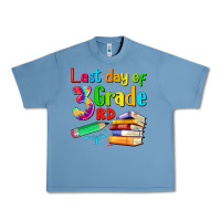 Pebble Blue last day of third grade Urban Heavy Tee - Artiststas