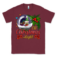 Burgundy oh christmas night snow globe Classic Tee - BundleAndBundleShop