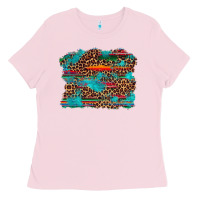Bubblegum Pink western serape leopard bull skull turquoise  background Ladies Tee - Artiststas