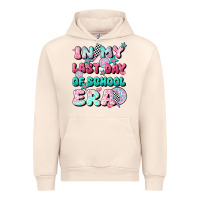 Sandshell in my last day of school era Urban Hoodie - JahusDesignShop