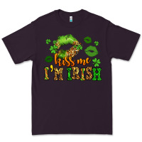 Plum kiss me im irish st patricks lip stain Premium Tee - LillyAllenDesigns