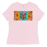 Bubblegum Pink mama bear with sunflowers and glasses license plate Ladies Tee - Artiststas