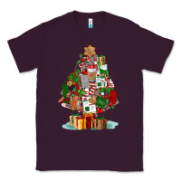 Plum nurse christmas tree Classic Tee - FaDigitalArtStudio