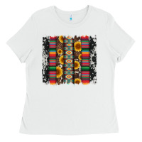 White cowhıde aztec serape wıth leopard and sunflowers brushstroke Ladies Tee - Artiststas