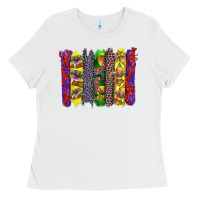 White mardi gras crawfish cake and mask with leopar and fleur de lis brushst Ladies Tee - Artiststas