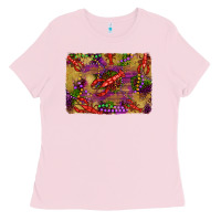 Bubblegum Pink mardi gras crawfısh leopard wood and glitter background Ladies Tee - Artiststas