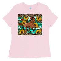 Bubblegum Pink western horse sunflowers Ladies Tee - Artiststas