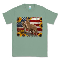 Sage American Wolves with Sunflower Background Png Classic Tee - Jasminsmagicworld