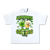 White everybody in the pub getting tipsy artiststas Urban Heavy Tee - Artiststas