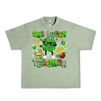 Oil Green one lucky teacher Urban Heavy Tee - Artiststas