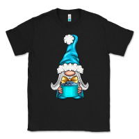 Black winter gnome with gift Classic Tee - BundleAndBundleShop