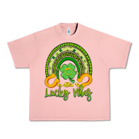 Salmon lucky vibes Urban Heavy Tee - Artiststas