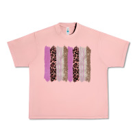 Salmon pink glitter leopard brushstroke background Urban Heavy Tee - RanaPortraitStore
