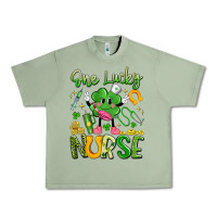 Oil Green one lucky nurse Urban Heavy Tee - Artiststas