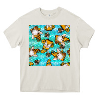 Cream honey bee gnomes seamless pattern Heavy Core Tee - BundleAndBundleShop
