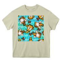Mossy honey bee gnomes seamless pattern Heavy Core Tee - BundleAndBundleShop