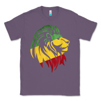 Lavender Lion of Judah Reggae, Rasta, Ethiopia Jamaican Roots Classic Tee - ArtChic
