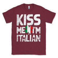 Burgundy Kiss Me I'm Italian Classic Tee - ArtChic