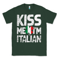 Sports Green Kiss Me I'm Italian Classic Tee - ArtChic