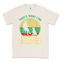 Natural that what i do i pet dogs read books and i know things t shirt Classic Tee - SnappyArt
