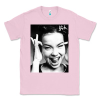 Bubblegum Pink my name is bjork [tw] Classic Tee - ArtMosaic