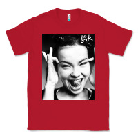 Red my name is bjork [tw] Classic Tee - ArtMosaic