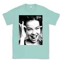 Seafoam my name is bjork [tw] Classic Tee - ArtMosaic