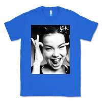 True Royal my name is bjork [tw] Classic Tee - ArtMosaic