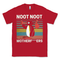 Red noot penguin Classic Tee - artisFamous