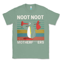 Sage noot penguin Classic Tee - artisFamous