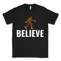 Black believe bigfoot white Classic Tee - artisFamous