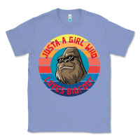 Colony Blue Retro Sunset Just A Girl Who Loves Bigfoot Classic Tee - artisFamous
