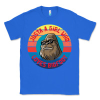 True Royal Retro Sunset Just A Girl Who Loves Bigfoot Classic Tee - artisFamous
