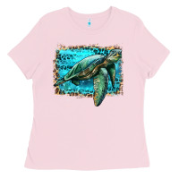 Bubblegum Pink sea turtle with background Ladies Tee - Artiststas