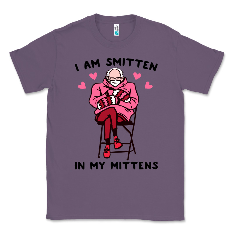 Funny I Am Smitten In My Mittens Bernie Classic Tee by artisFamous | Teevron