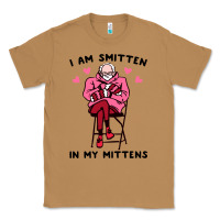 Toasted Coconut funny i am smitten in my mittens bernie Classic Tee - artisFamous