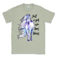 Matcha just a girl who loves horses Classic Tee - artisFamous