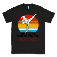 Black karate girl kick Classic Tee - artisFamous