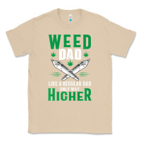 Mushroom weed dad le.ga.li.ze ma.riju.a.na pot weed gift   t shirt Classic Tee - artisFamous