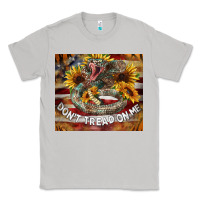 Moon Dust rattle snake don't tread on me tumbler Classic Tee - BarkalooDesign