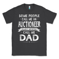 Smoke auctioneer dad father's day gifts father daddy men t shirt Classic Tee - artisFamous