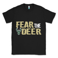 Black fear the deer Classic Tee - artisFamous