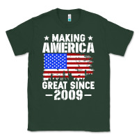 Sports Green vintage making america great since 2009 Classic Tee - artisFamous