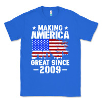 True Royal vintage making america great since 2009 Classic Tee - artisFamous