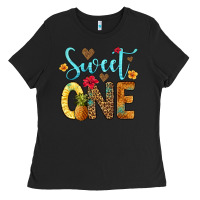 Black sweet one pineapple Ladies Tee - Artiststas