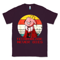 Plum retro style technoblade merch cosplay Classic Tee - artisFamous