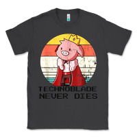 Smoke retro style technoblade merch cosplay Classic Tee - artisFamous