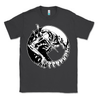 Smoke xenomorph Classic Tee - artisFamous